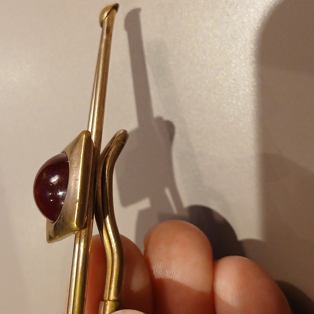 Vintage Gold Tone Tie Clip with Red Stone or Glass - Picture 5 of 6